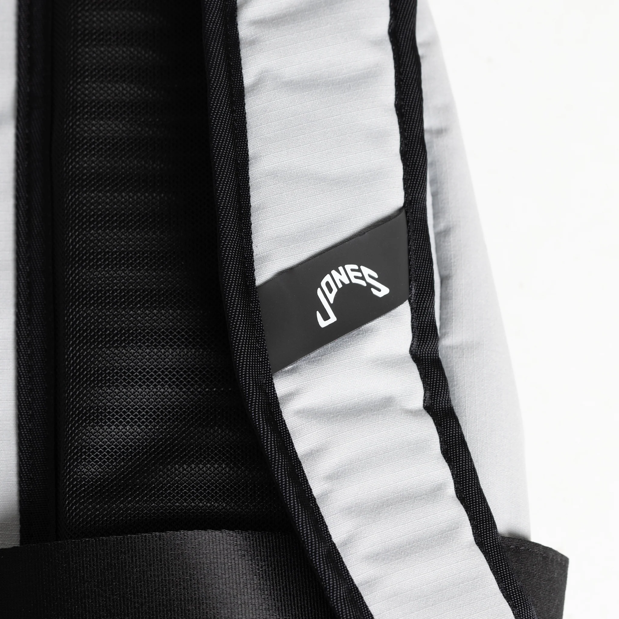 A2 Backpack - Moon Gray/Black - Image 3